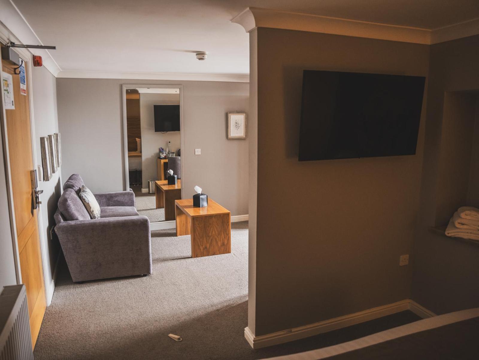Crossways Hotell Wells Eksteriør bilde A suite at the hotel