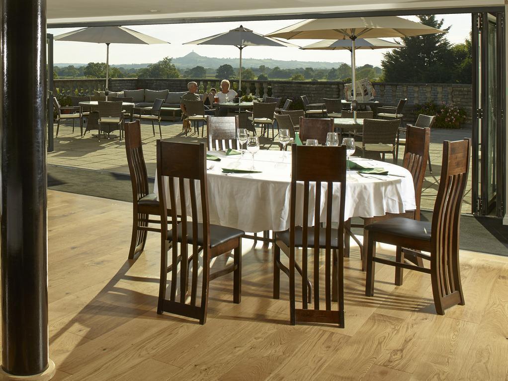 Crossways Hotell Wells Eksteriør bilde The restaurant at the River Café
